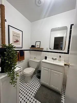 Rented by Crosstown Apartments NYC | media 11