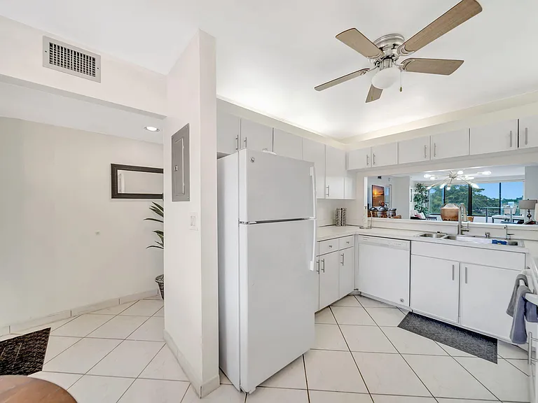 9485 N Belfort Cir #308 — Photo 12