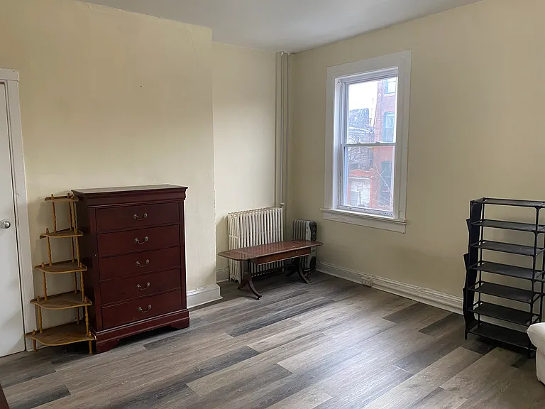 118 S Washington St — Photo 12