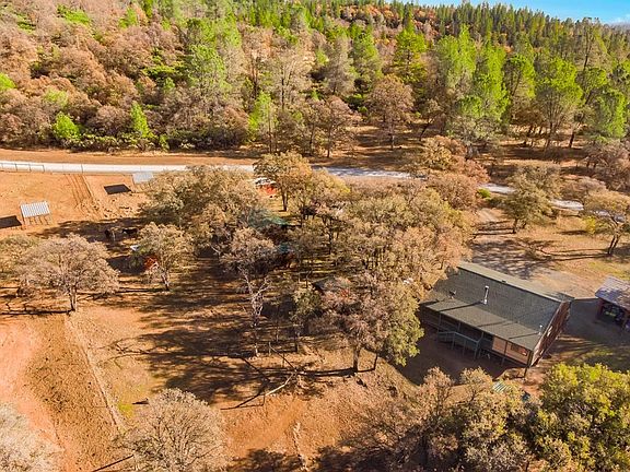 3rd image of 5021 Cougar Ln