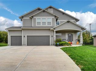 2432 W Dartmouth St, Olathe, KS 66061