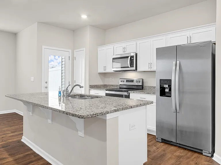 201 Sunriff Ct — Photo 9