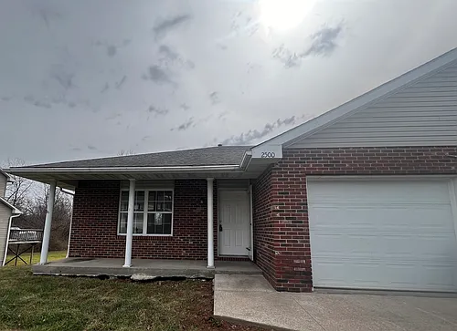 2500 Hollyhock Dr Photo 1