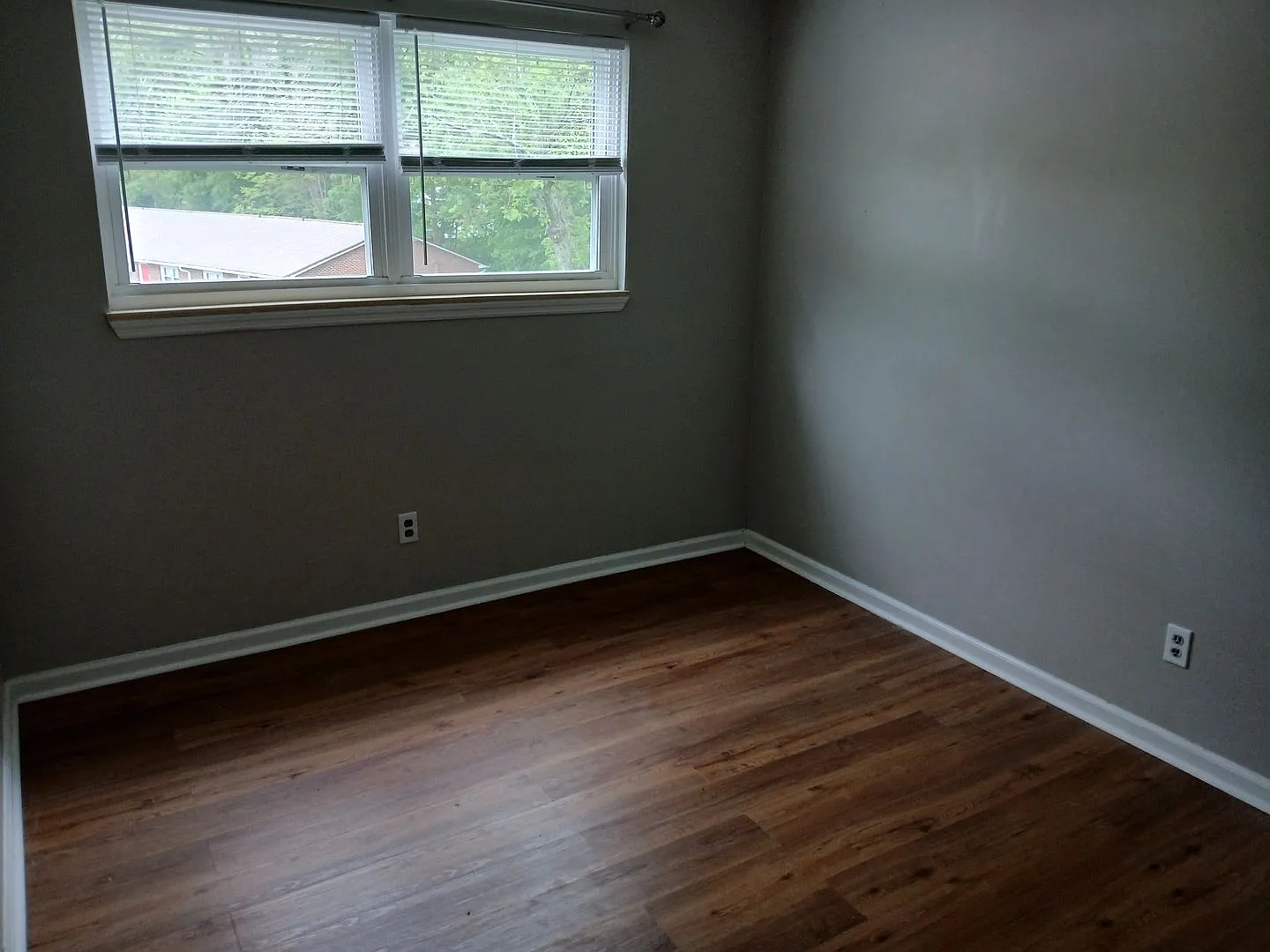 1804 Parkwood Lane — Photo 4