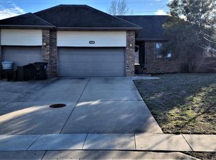 3836 W Rosebrier St, Springfield, MO 65807