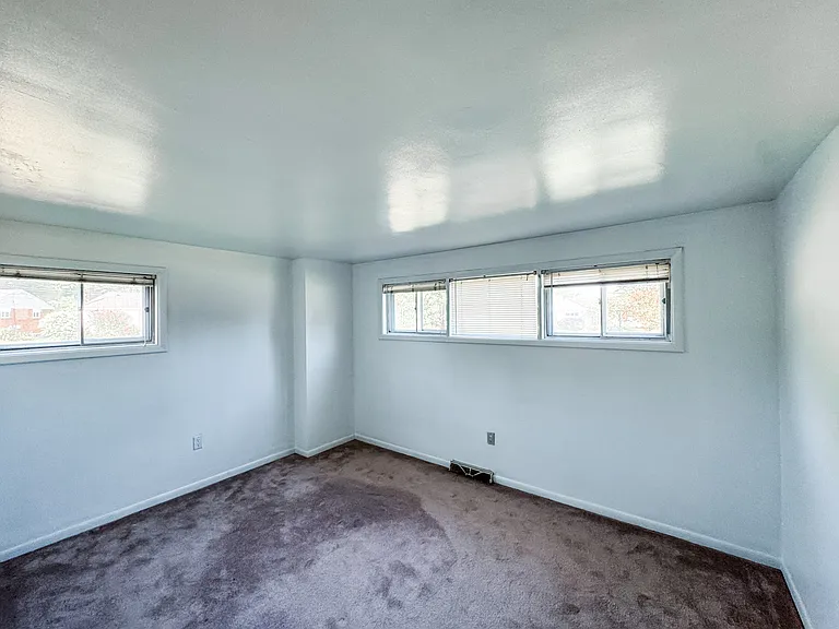 425 Marianna Dr — Photo 12