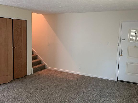 3rd image of 23673 Banbury Cir APT 18