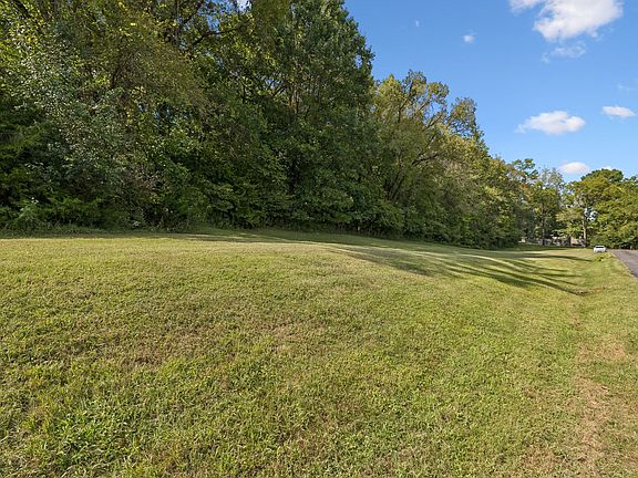 2nd image of 110 Hidden Valley Rd