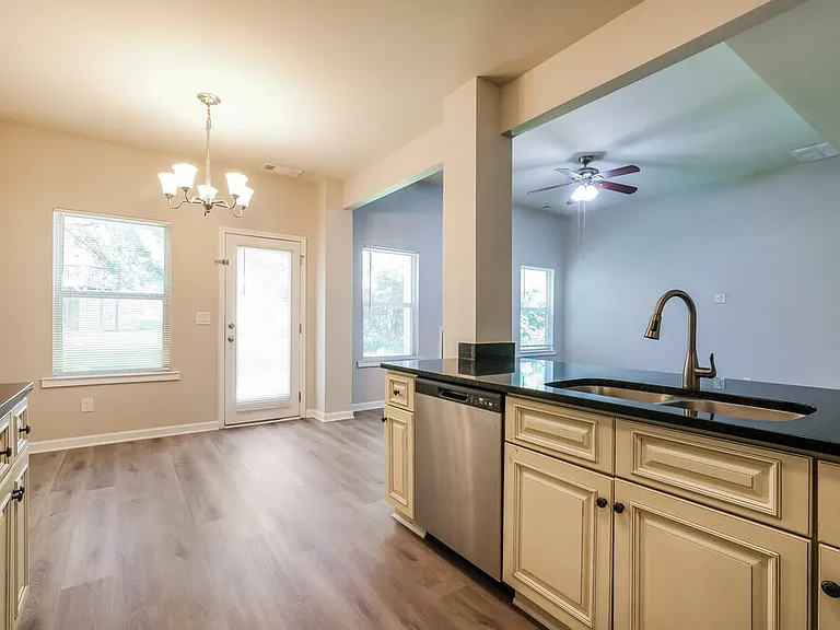 62 Prescott Dr — Photo 7