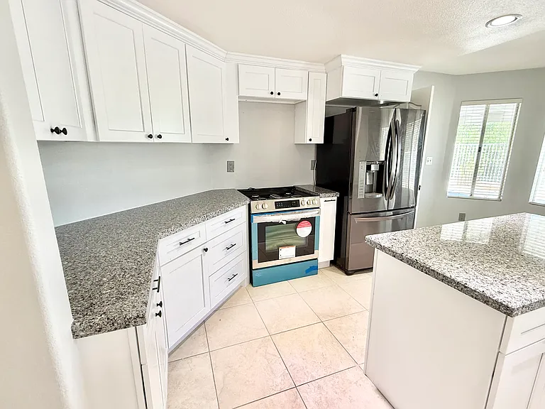39968 Milkwood Ln — Photo 22