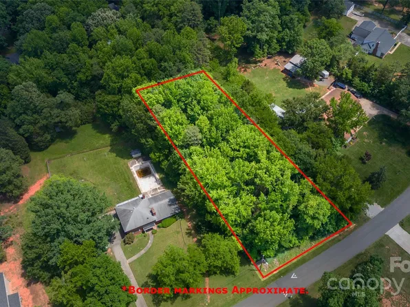 4326 Woodwind St, Charlotte, NC 28213