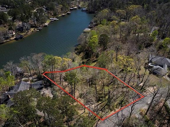 5th image of 76 Woodland Dr
