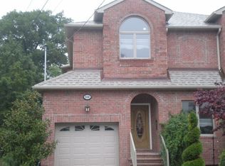 349 Tom Hunter Rd #349, Fort Lee, NJ 07024