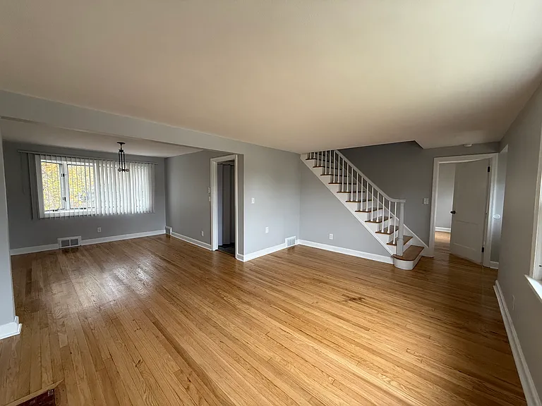 199 Goodrich St — Photo 7