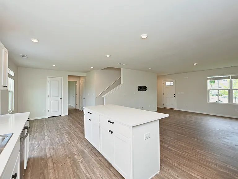 2161 Brokeshire Dr — Photo 17
