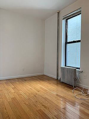 2nd image of 80 Mulberry St APT 19