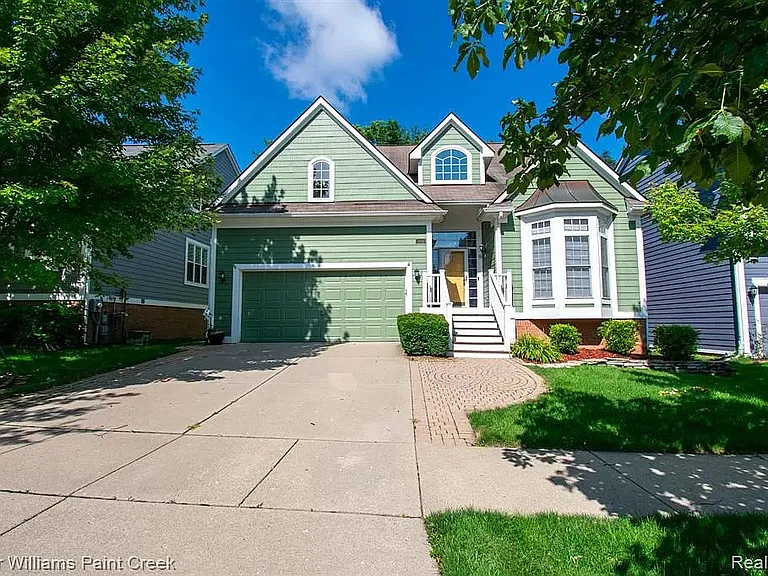 29425 Whistler Dr — Photo 5