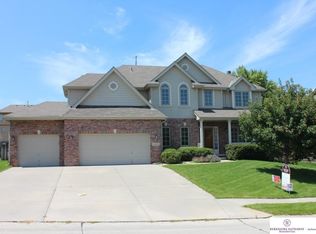 6222 N 155th St, Omaha, NE 68116