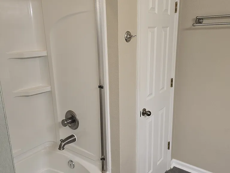 607 Mount Olympus Blvd — Photo 31