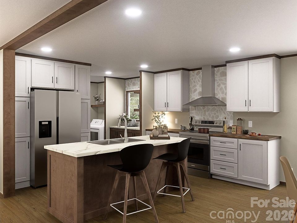 2nd image of 514 Summerow Rd