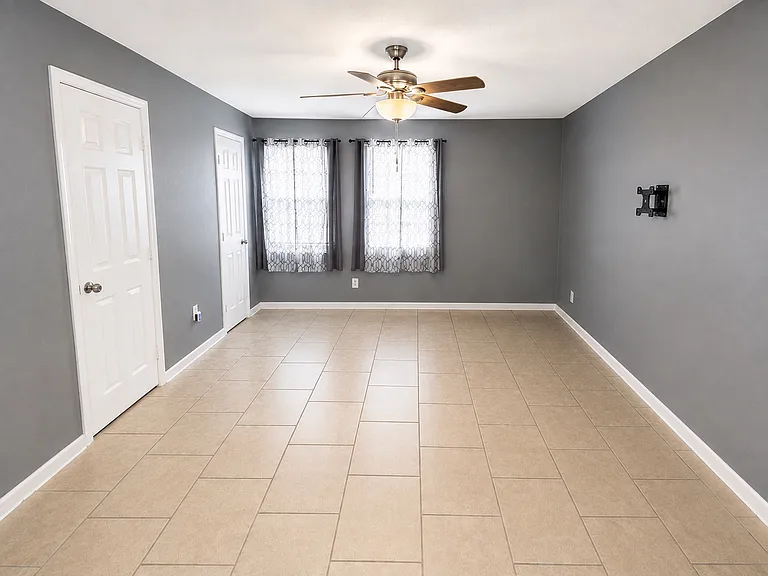 2763 L B McLeod Rd #B — Photo 9
