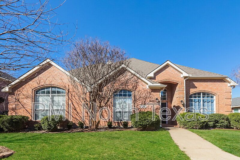 1st image of 104 Peregrine Dr