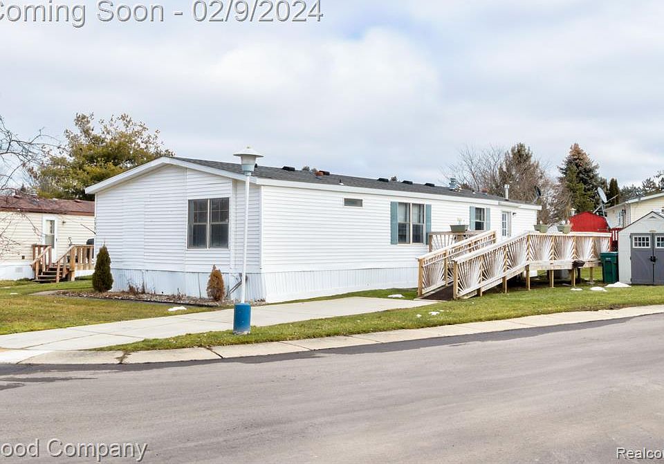 799 Oak St, Fowlerville, MI 48836 MLS 20240006899 Zillow