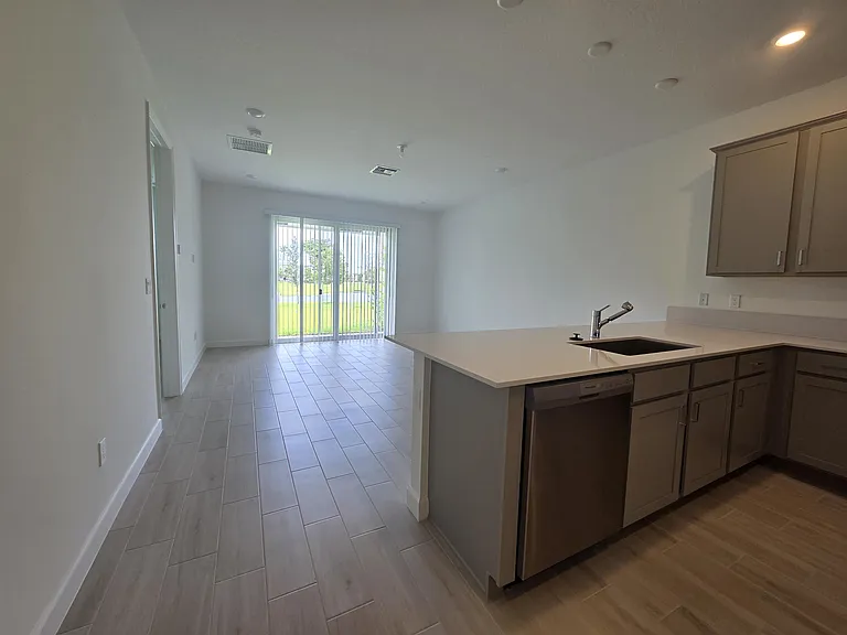 13653 Jubilee Ln — Photo 5