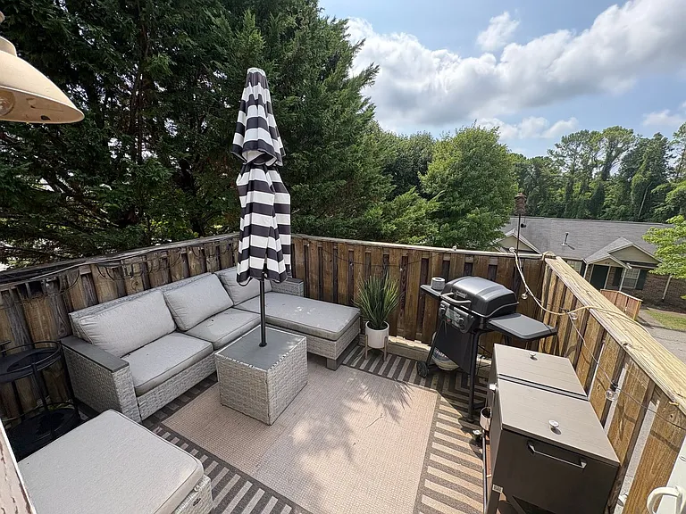 813 Calypso Way — Photo 16