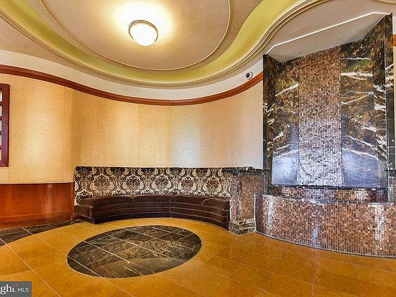 5th image of 2601 Pennsylvania Ave APT 443