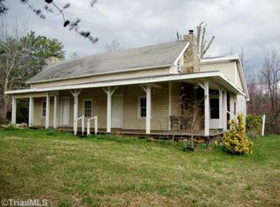 1146 Gordon Rd, Pinnacle, NC 27043