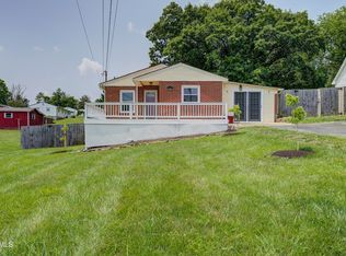 121 Royston St, Johnson City, TN 37604
