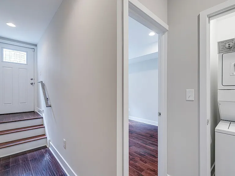 604 W Thompson St #A — Photo 24