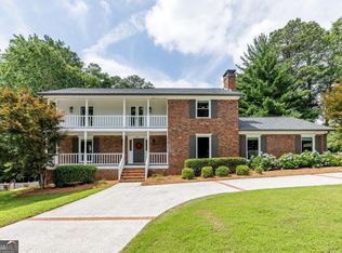4047 Dunwoody Club Dr, Dunwoody, GA 30350