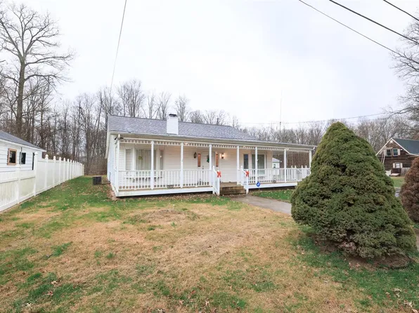 1411 Lakewood Dr, Amelia, OH 45102