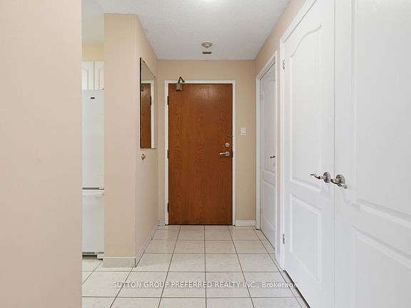 4th image of 45 Pond Mills Rd #206