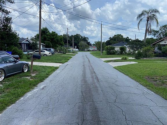 2nd image of 608 CHANNING ROAD