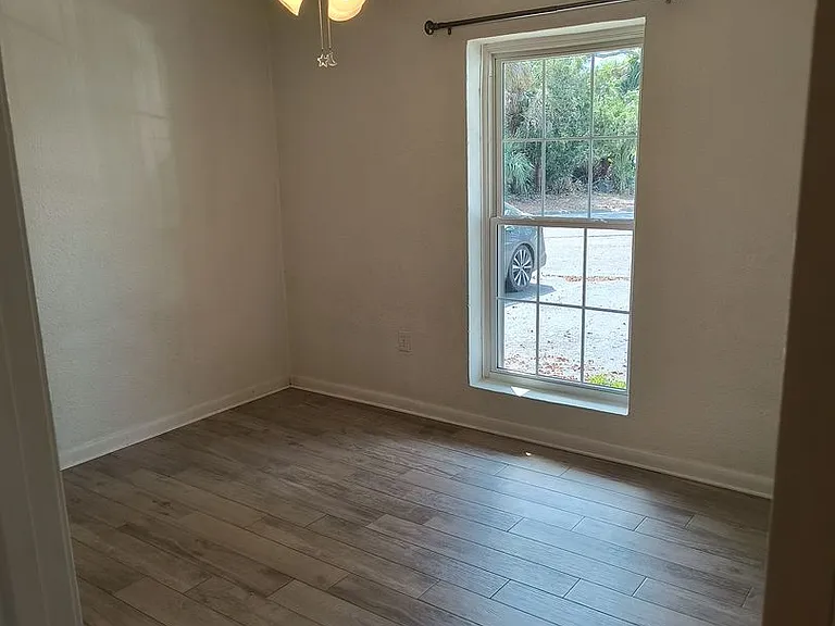300 Bayou Blvd #113 — Photo 23