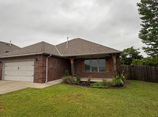 301 Timber Ln, Harrah, OK 73045