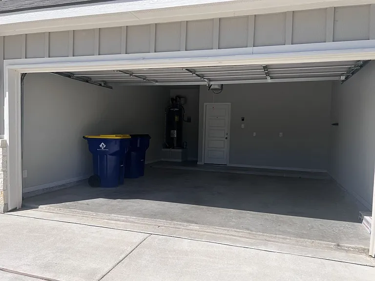 321 Caleb Ct — Photo 18