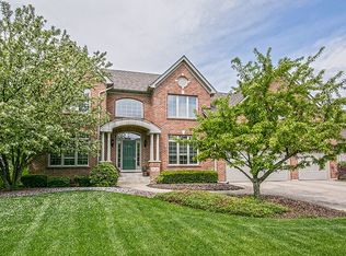 3640 White Eagle Dr, Naperville, IL