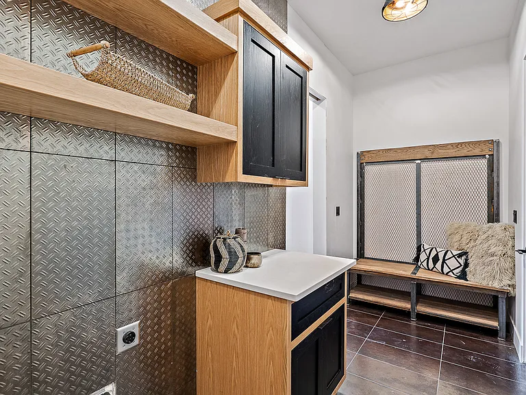 2526 W Rustic Forge St — Photo 32