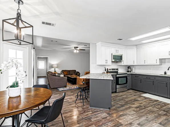 3437 Myrtle Grove Dr, Baton Rouge, LA 70810
