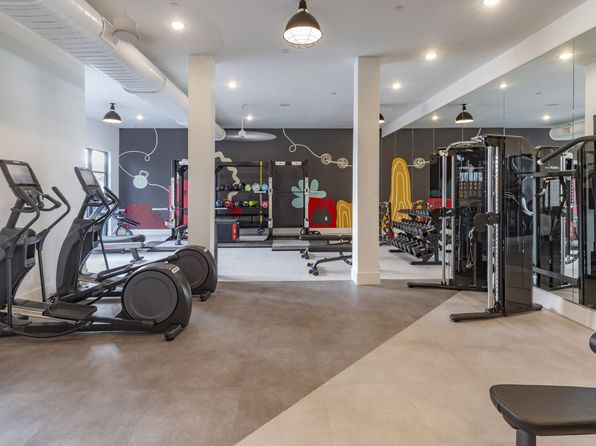 1647 E Colonial Dr #221