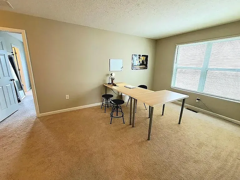 Loft area between bedrooms