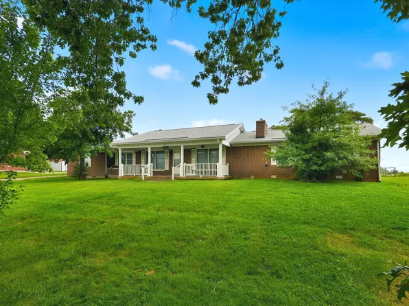1181 Old Louisville Rd, Salvisa, KY 40372