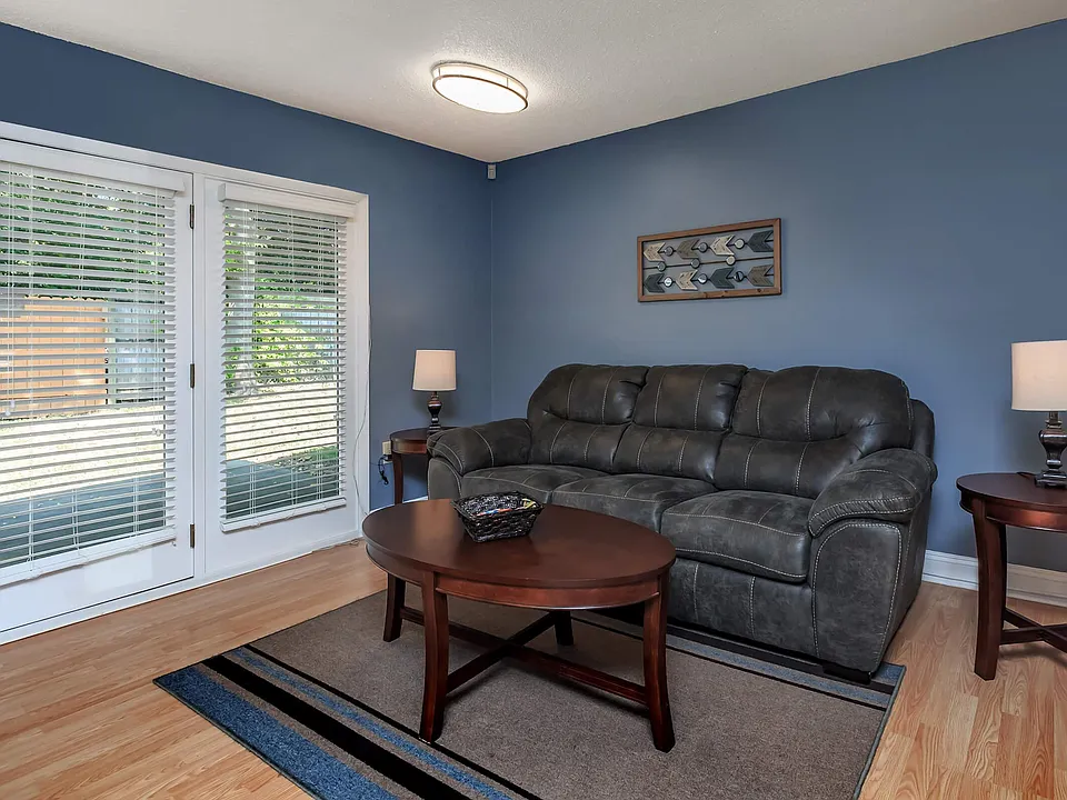 Parkridge Apartments