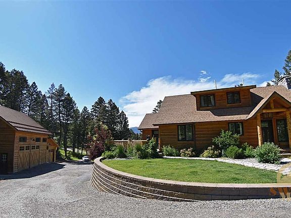 3rd image of 4745 Meadow Ln