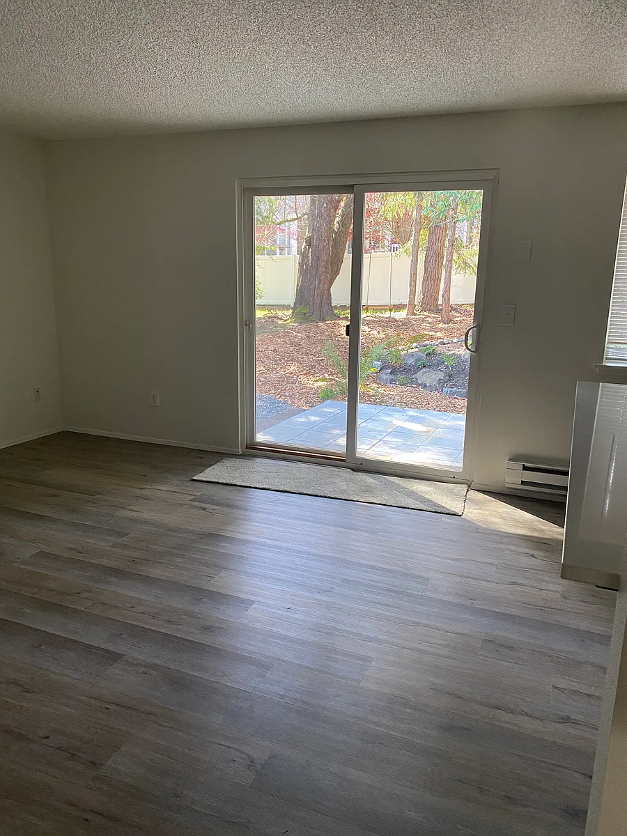 Building Photo - 7606 Chinook Ave #7606