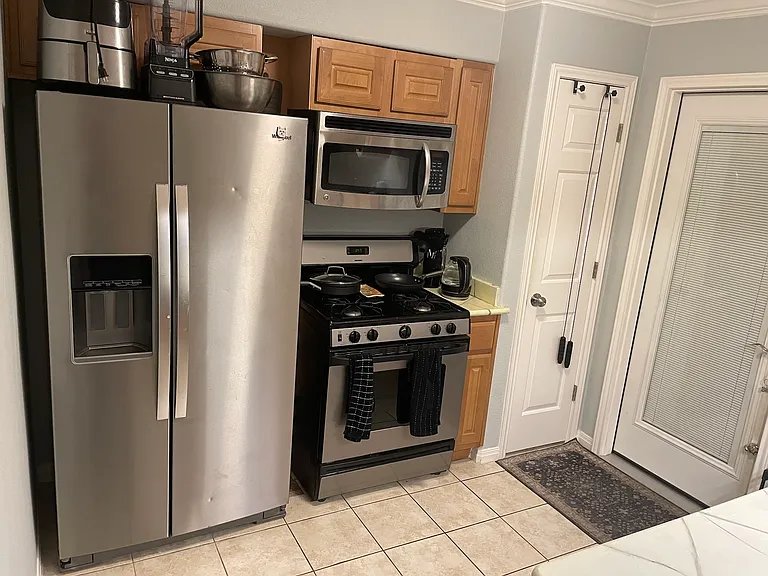 1500 E Side Dr #111 — Photo 7